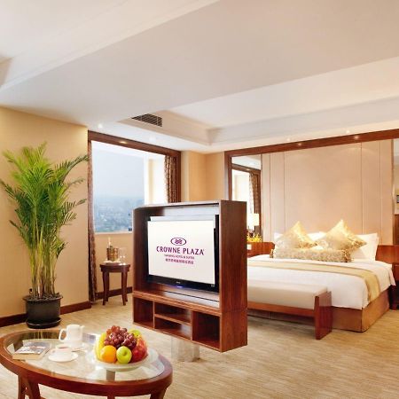 Crowne Plaza Nanjing Hotels & Suites Экстерьер фото