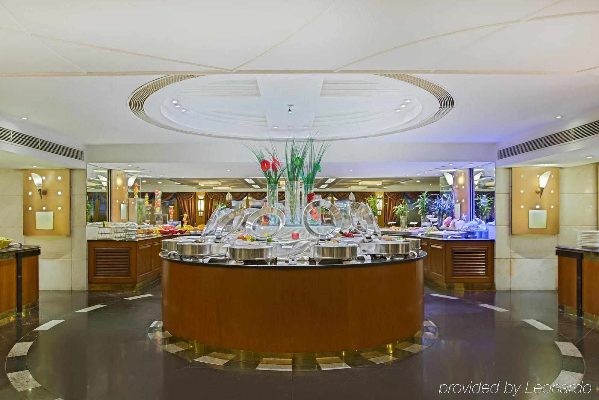 Crowne Plaza Nanjing Hotels & Suites Экстерьер фото