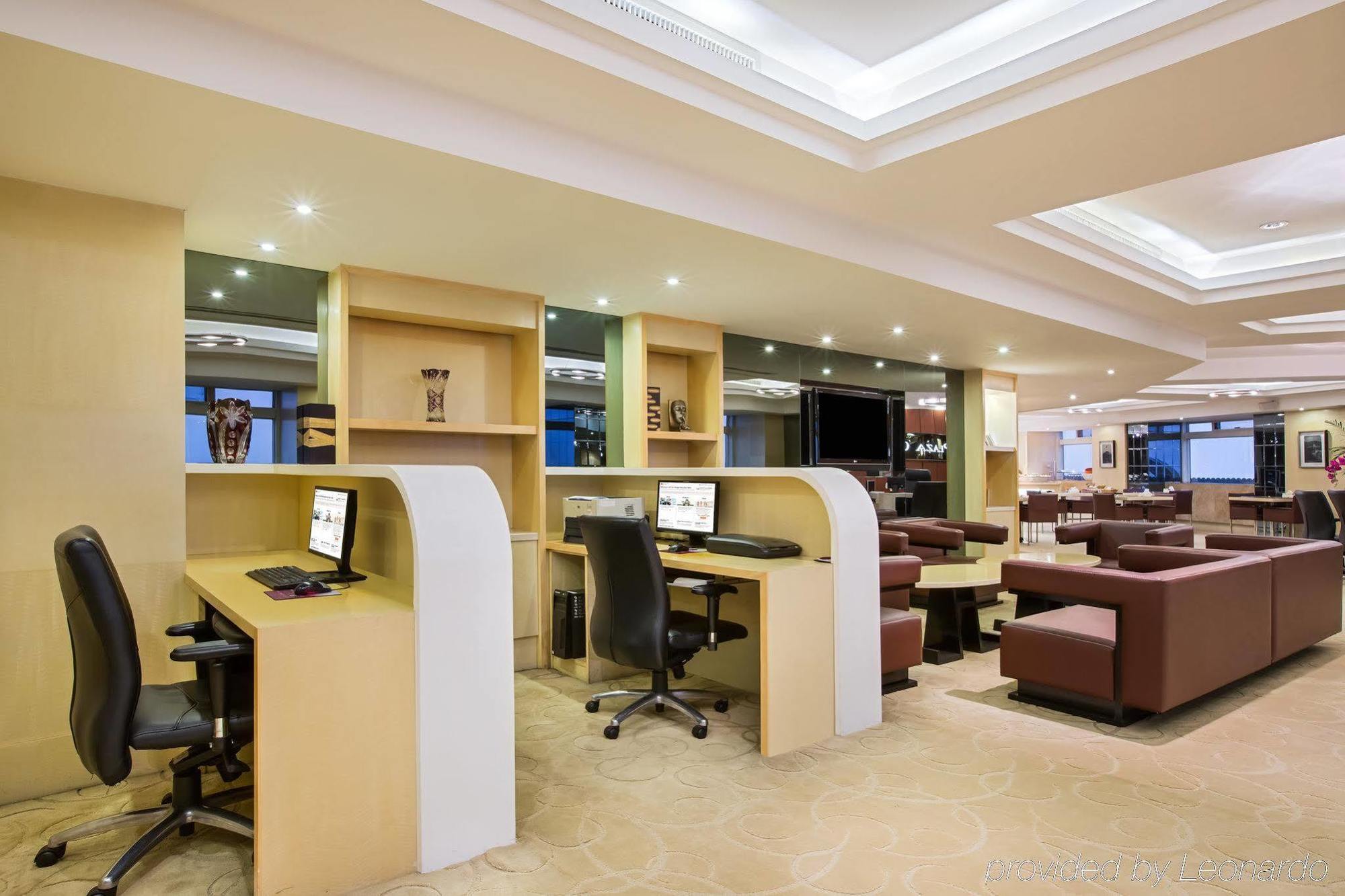 Crowne Plaza Nanjing Hotels & Suites Экстерьер фото